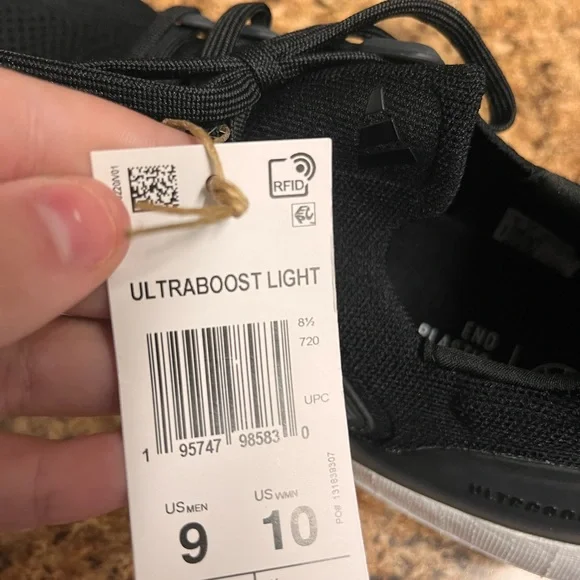 NWT adidas ultra boost light. men’s 9 womens 10. black - Picture 3 of 6